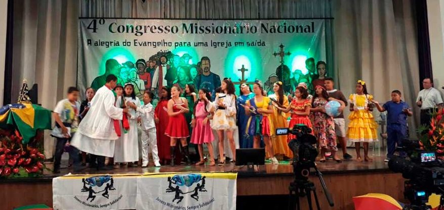 jovens-missionarios-ao-congresso