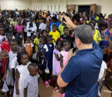 Fedeli cattolici pregano per la pace e la stabilità in Guinea Bissau