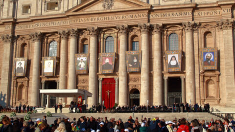 Canonizzazione Peter To Rot